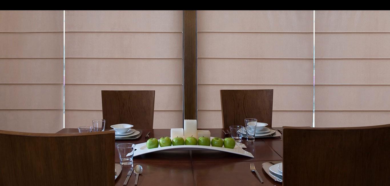 Cortina Soft Roman Cortina Soft Roman Hunter Douglas - Sala de jantar