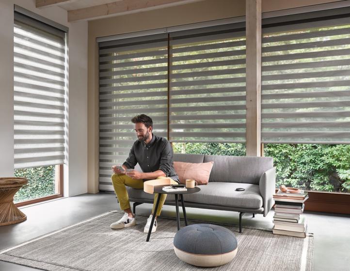 Tecnologia PowerView®: acione as cortinas usando dispositivos móveis Tecnologia PowerView®: acione as cortinas usando dispositivos móveis
